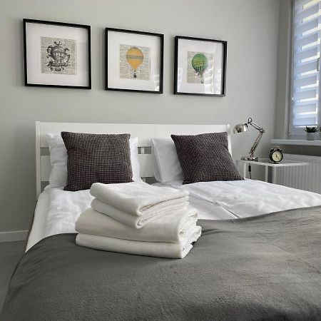 Apartament Oś. Błękitne 10H Dzierzoniow Bagian luar foto