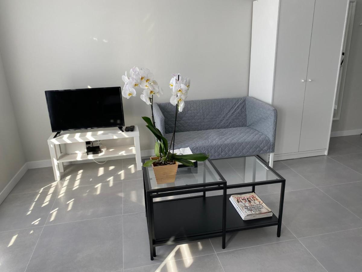 Apartament Oś. Błękitne 10H Dzierzoniow Bagian luar foto